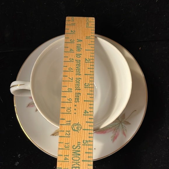 Royal Ming China Japan Maple Leaf Design Tea Cup & Saucer - Picture 9 of 10
